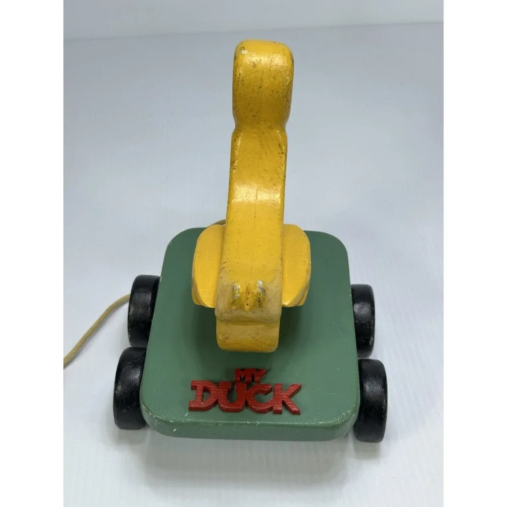 Vintage Pull Behind Wooden Duck Pull Toy It's Beak Opens Closes When Pulled 1987